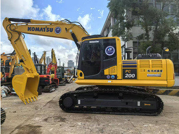 Excavator pe şenile KOMATSU PC200