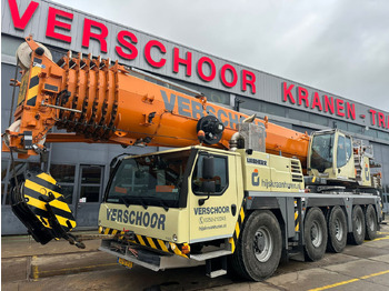 Macara tot teren LIEBHERR