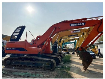 Excavator pe şenile 2019 Doosan DH220-7: Foto 3 Excavator pe şenile 2019 Doosan DH220-7: Foto 3