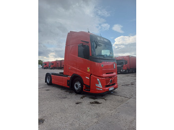 : fotografie din antet