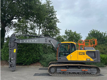 Excavator pe şenile VOLVO EC220EL