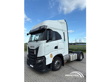 Cap tractor IVECO S-WAY
