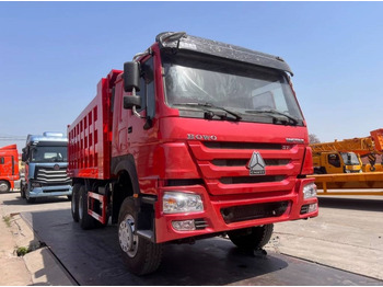 Camion basculantă SINOTRUK HOWO