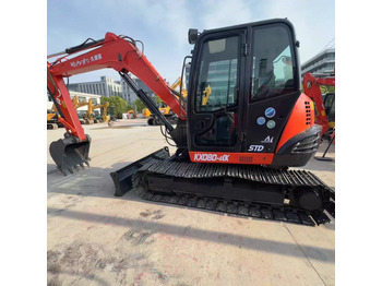 Excavator pe şenile KUBOTA KX080