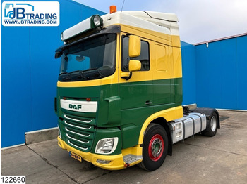 Cap tractor DAF XF 460