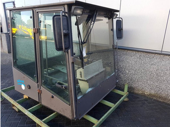 Cabină și interior AHLMANN