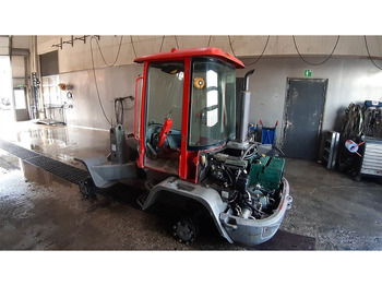 Încărcător frontal pe pneuri VOLVO L30B