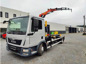 Camion cu cârlig MAN TGL 12.250