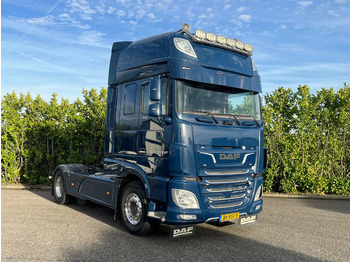 Cap tractor DAF XF 530