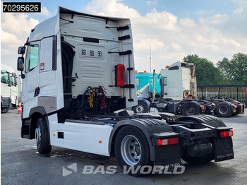 Cap tractor Renault T HIGH 520 4X2 HIGH Hydraulik Euro 6: Foto 2 Cap tractor Renault T HIGH 520 4X2 HIGH Hydraulik Euro 6: Foto 2