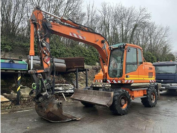 Excavator pe roţi VOLVO EW140D