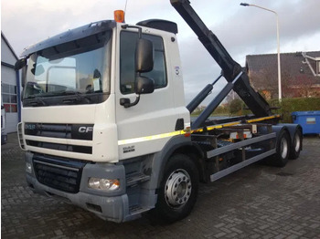 Camion cu cârlig DAF CF