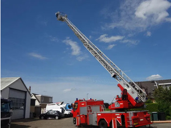 Autospeciala de stins incendii DAF LF 55 250