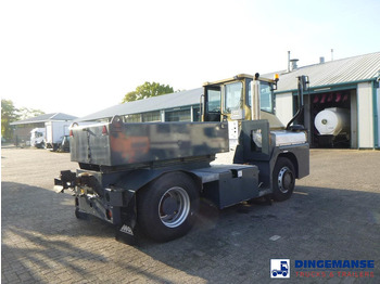 MOL RM 255 4X4 terminal drawbar tractor 150 ton în leasing MOL RM 255 4X4 terminal drawbar tractor 150 ton: Foto 4