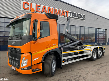 Camion cu cârlig VOLVO FM 430