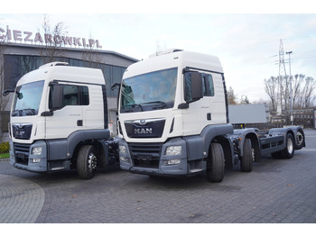 MAN TGS 35.420 8×2 / Chassis 6.4 m / 3 steered axles în leasing MAN TGS 35.420 8×2 / Chassis 6.4 m / 3 steered axles: Foto 2 MAN TGS 35.420 8×2 / Chassis 6.4 m / 3 steered axles în leasing MAN TGS 35.420 8×2 / Chassis 6.4 m / 3 steered axles: Foto 2