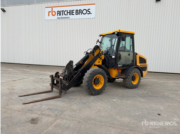 Încărcător frontal pe pneuri JCB 407