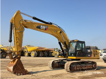 Excavator pe şenile CATERPILLAR 336D2