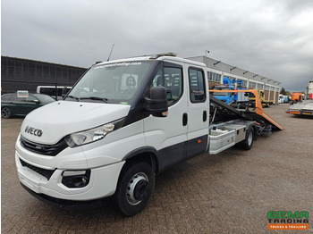 Maşină de tractare IVECO Daily 70c18