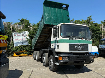 Camion basculantă MAN 35.372