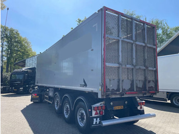 Stas S300CX 60m3 Liftas Naloop stuuras în leasing Stas S300CX 60m3 Liftas Naloop stuuras: Foto 2 Stas S300CX 60m3 Liftas Naloop stuuras în leasing Stas S300CX 60m3 Liftas Naloop stuuras: Foto 2