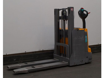 Transpalet la mare înălţime JUNGHEINRICH EJD