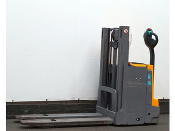 Transpalet la mare înălţime JUNGHEINRICH EJD