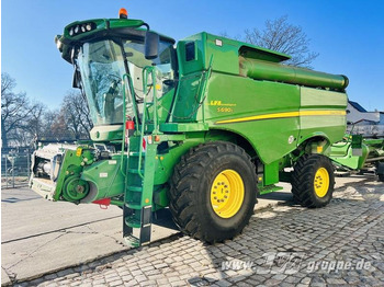 Combină de recoltat cereale JOHN DEERE S690