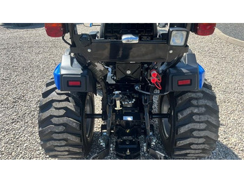 Tractor comunal Solis H26 HST Hydrostat. Industrihjul: Foto 4 Tractor comunal Solis H26 HST Hydrostat. Industrihjul: Foto 4
