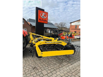 : fotografie din antet