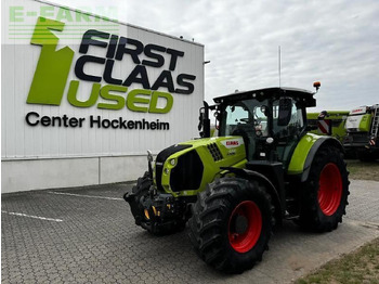 Tractor agricol CLAAS Arion 660