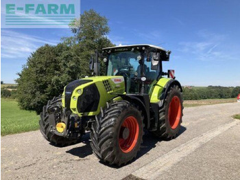 Tractor agricol CLAAS Arion 660