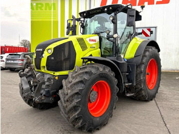 Tractor agricol CLAAS Axion 810