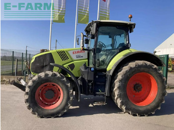 Tractor agricol CLAAS Axion 830