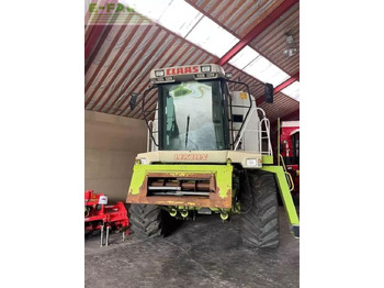 Combină de recoltat cereale CLAAS Lexion