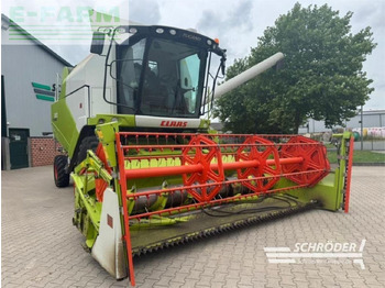 Combină de recoltat cereale CLAAS Tucano 320