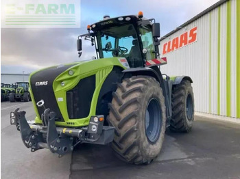 Tractor agricol CLAAS Xerion
