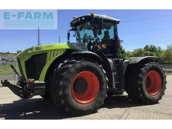 Tractor agricol CLAAS Xerion 5000