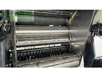 Presă baloţi dreptunghiulari Case-IH rb 465: Foto 5 Presă baloţi dreptunghiulari Case-IH rb 465: Foto 5