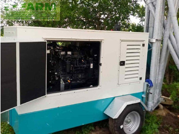 Utilaje pentru irigaţii Fiat Agri fox mit u-pumpe 40kva 50m3/h: Foto 2 Utilaje pentru irigaţii Fiat Agri fox mit u-pumpe 40kva 50m3/h: Foto 2