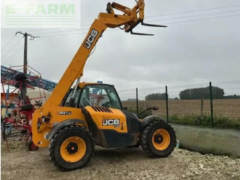 Stivuitor telescopic JCB