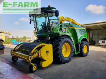 Combină de Recoltat Furaj JOHN DEERE 8600