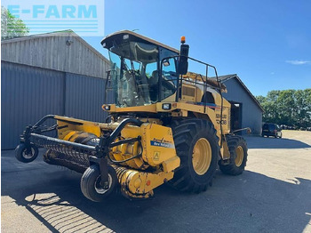 Combină de Recoltat Furaj NEW HOLLAND