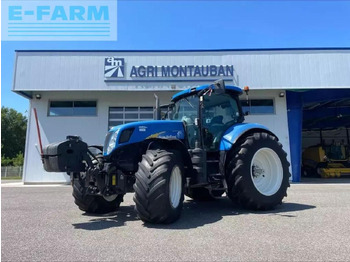 Tractor agricol NEW HOLLAND T7050