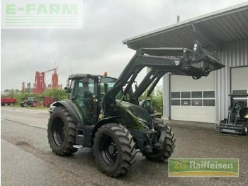 Tractor agricol VALTRA