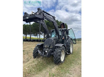 Tractor agricol VALTRA N134