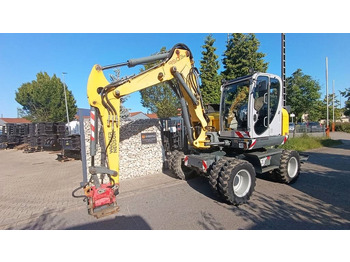 Excavator pe roţi WACKER