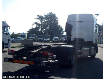 PORTE CONTENAIRE RENAULT T460 în leasing PORTE CONTENAIRE RENAULT T460: Foto 2 PORTE CONTENAIRE RENAULT T460 în leasing PORTE CONTENAIRE RENAULT T460: Foto 2