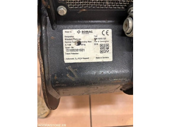 Placă compactoare BOMAG