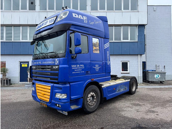 Cap tractor DAF XF 105 460